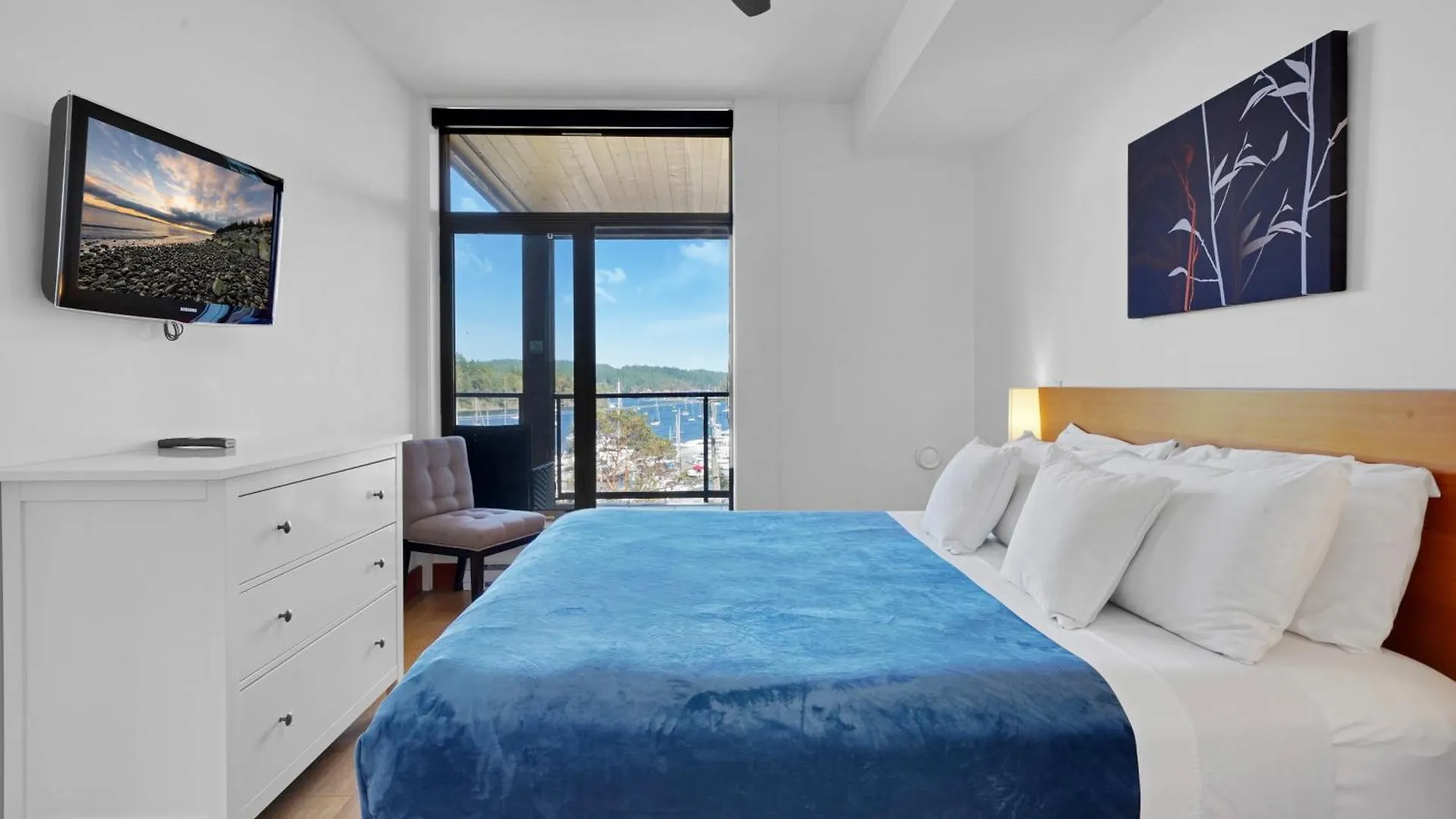 Mariner'S Loft - Salt Spring Island Apartment Ganges