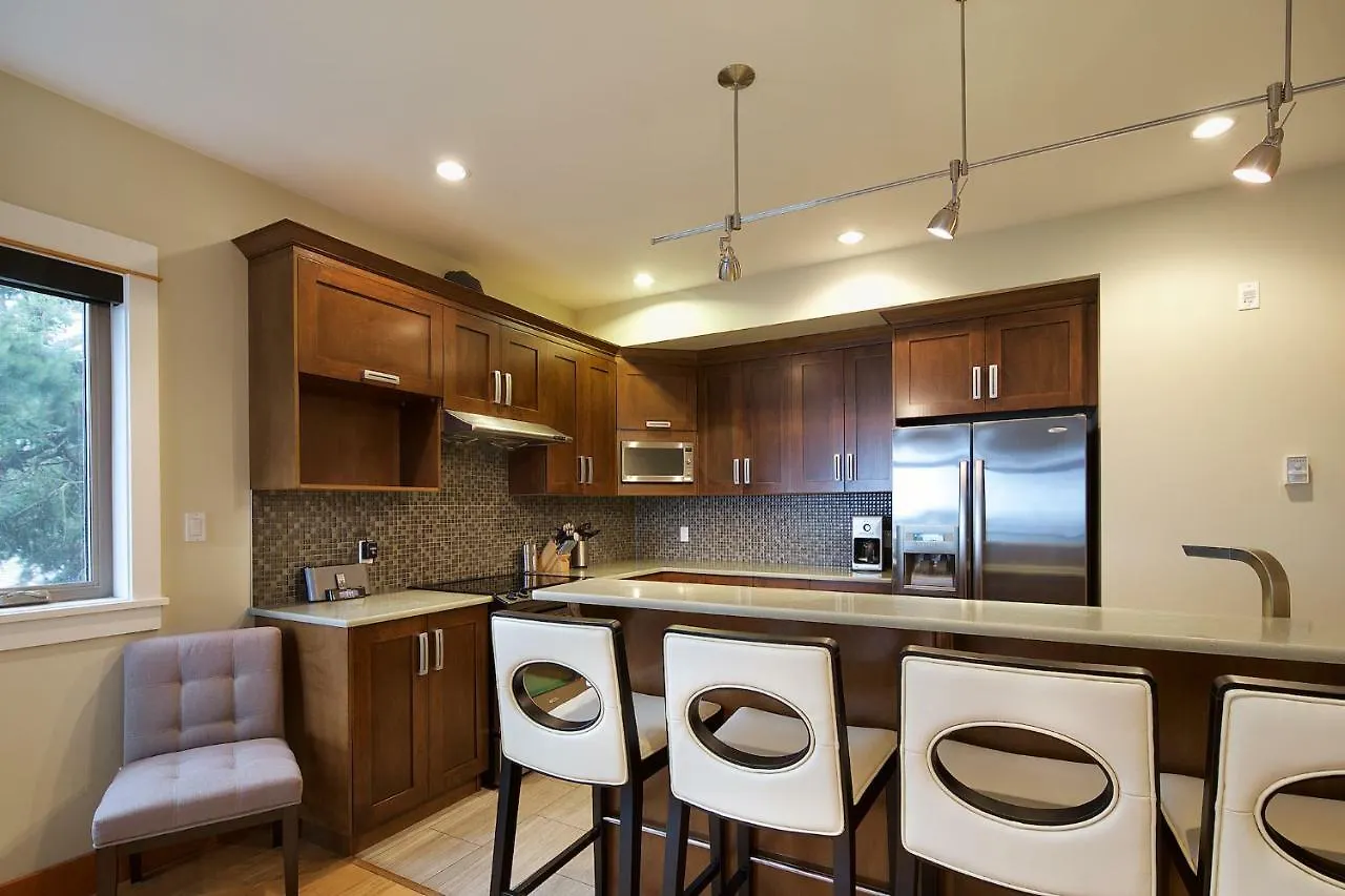 Mariner'S Loft - Salt Spring Island Apartment Ganges